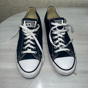 Navy blue converse